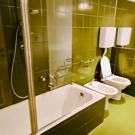 Renzo Apartment